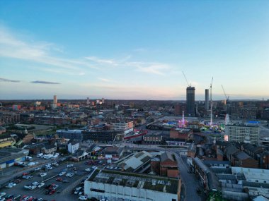 İngiltere 'nin Birmingham Merkez Şehri Şehir Merkezi Binaları Günbatımında. 30 Mart 2024