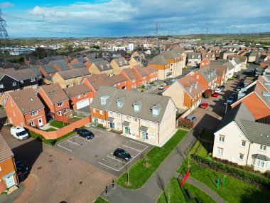 İngiltere 'nin Merkez Leighton Şahin Kasabası' nın havadan görüntüsü. 29 Mart 2024