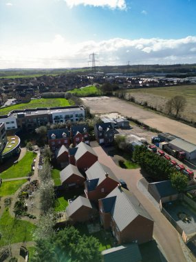 İngiltere 'nin Merkez Leighton Şahin Kasabası' nın havadan görüntüsü. 29 Mart 2024