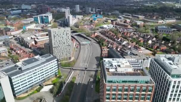 イギリスのセントラル コヴェントリー シティにある建物の航空写真 2024年3月30日 — ストック動画