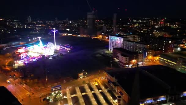 Nagranie Lotnicze Podświetlanych Wysokich Budynków Nocy Central Birmingham City England — Wideo stockowe