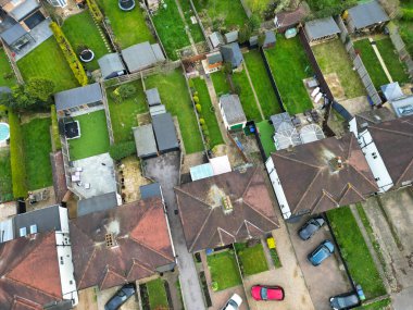 Denham Green Town London, Uxbridge, İngiltere 'nin havadan görüntüsü. Birleşik Krallık. 3 Nisan 2024