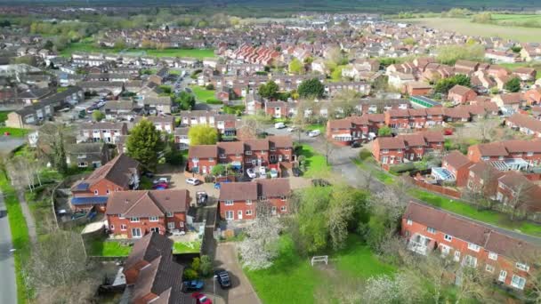 英国Aylesbury镇住宅区的空中拍摄 2024年4月1日 — 图库视频影像