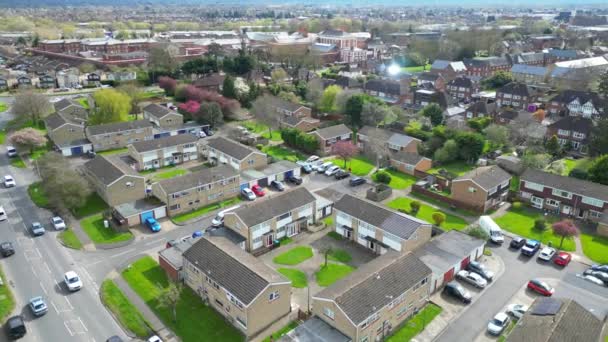 Luftaufnahme Des Wohnbezirks Aylesbury Town England Vereinigtes Königreich April 2024 — Stockvideo