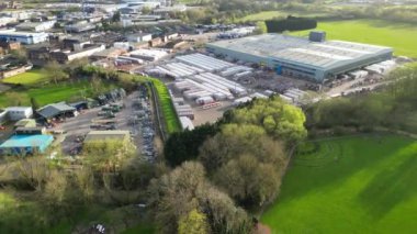 İngiltere 'nin Merkez Leighton Buzzard kasabasının hava görüntüsü. 29 Mart 2024