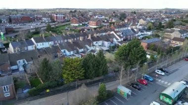 İngiltere 'nin Merkez Leighton Buzzard kasabasının hava görüntüsü. 29 Mart 2024