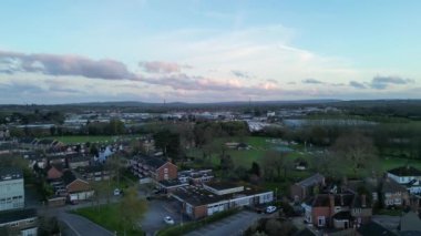 İngiltere 'nin merkezinde Merkez Leighton Buzzard' ın Hava Görüntüsü. 29 Mart 2024 