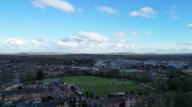 İngiltere 'nin merkezinde Merkez Leighton Buzzard' ın Hava Görüntüsü. 29 Mart 2024 