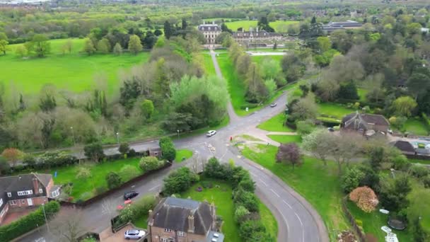 Aerial Footage Residential District Aylesbury Town England Великобритания Апреля 2024 — стоковое видео