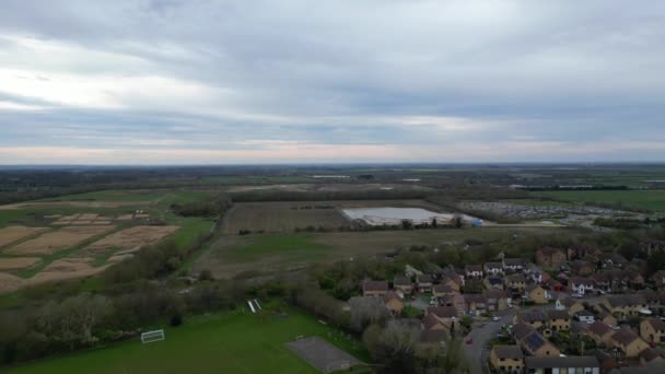 Luchtfoto Van Central Milton Town Cambridgeshire Engeland Verenigd Koninkrijk Maart — Stockvideo
