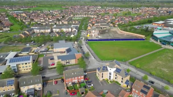 Аерофотозйомка Сучасного Житлового Району Центрального Пітерборо Велика Британія Квітня 2024 — стокове відео