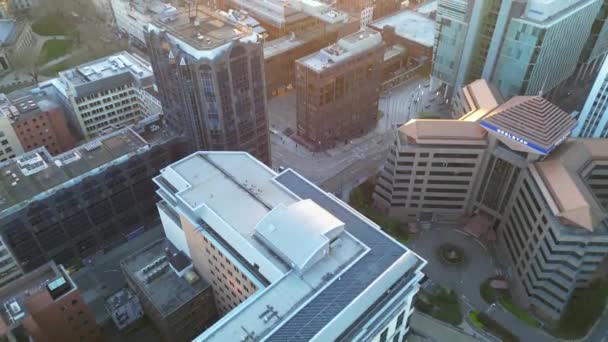 Aerial View Beautiful Buildings Central Birmingham City England Tijdens Zonsondergang — Stockvideo