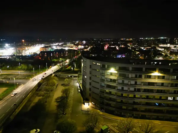 İngiltere 'nin Aydınlanmış Tarihi Bedford Şehri Gece Havası Manzarası. 5 Nisan 2024