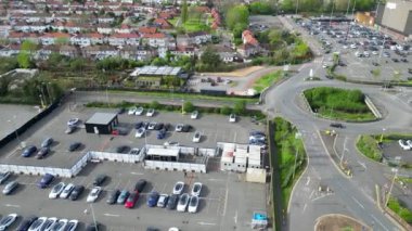 İngiltere 'nin Batı Brent Cross Merkez Londra şehrinin hava görüntüleri. 12 Nisan 2024