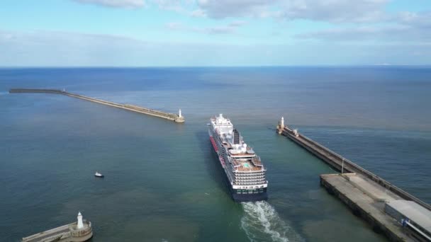 Dover Limanı Okyanusu Yüksek Açılı Manzarası Ngiltere Büyük Britanya Nisan — Stok video
