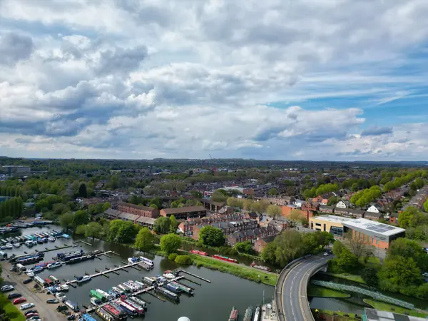 Tarihsel Merkez Nottingham Şehri 'nin Güzel Hava Manzarası Trent Nehri Altında, İngiltere