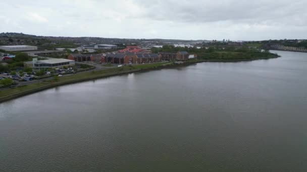 High Angle Drone Camera Recorage Rochester City Położony Nad Tamizą — Wideo stockowe