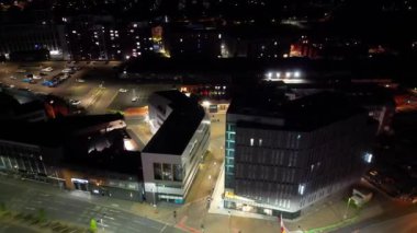 İngiltere 'nin Aydınlanmış Merkez Leicester şehrinin hava görüntüsü. 26 Nisan 2024