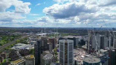 İngiltere 'nin Merkez Wembley Londra şehrinin hava hızlandırılmış görüntüsü. 17 Nisan 2024