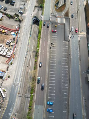 İngiltere 'nin Batı Midlands kentindeki Wolverhampton şehrinin yüksek açılı görüntüsü. 4 Mayıs 2024