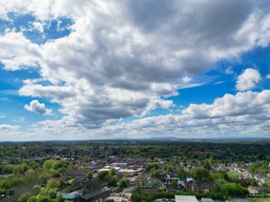 İngiltere 'nin Batı Midlands kentindeki Wolverhampton şehrinin yüksek açılı görüntüsü. 4 Mayıs 2024