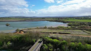 İngiltere 'nin Leighton Buzzard kasabasındaki İngiliz Kırsal Manzarası Yüksek Açı Manzarası. 29 Mart 2024