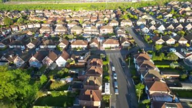İngiltere 'nin Nottinghamshire kentindeki Toton Village' da emlak konutlarının hava görüntüleri. 26 Nisan 2024