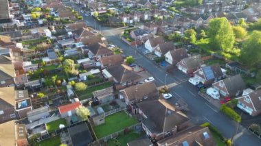 İngiltere 'nin Nottinghamshire kentindeki Toton Village' da emlak konutlarının hava görüntüleri. 26 Nisan 2024