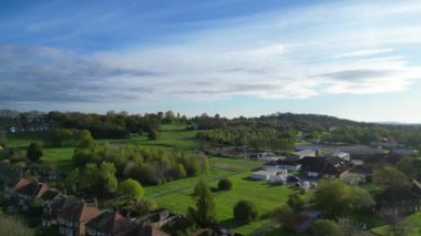 İngiltere 'nin Nottinghamshire kentindeki Toton Village' da emlak konutlarının hava görüntüleri. 26 Nisan 2024