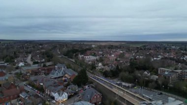 Harpenden Şehir Merkezi 'nin yüksek açılı görüntüsü. 16 Mart 2024