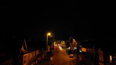 Aydınlanmış Cambridge Şehir Merkezi 'nin Gece Hava Görüntüsü. İngiltere, Birleşik Krallık. 21 Mart 2024