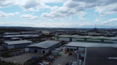 Birleşik Krallık Leeds City 'deki Endüstriyel Estate ve Depoların Hava Görüntüsü. 27 Haziran 2024