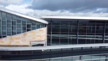 İskoçya 'nın merkezi Glasgow şehrinin yüksek açılı görüntüsü. 5 Haziran 2024