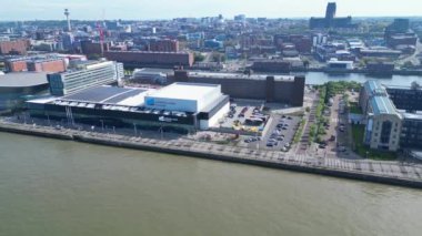 Liverpool City 'nin Kuzeybatı İngiltere' deki Ocean 'daki High Angle görüntüleri. Birleşik Krallık. 5 Mayıs 2024