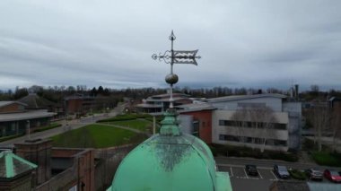 İngiltere 'nin Merkez Harpenden Kasabası Yüksek Açılı Manzarası, Bulutlu Gece boyunca Birleşik Krallık. 16 Mart 2024