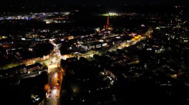 İngiltere 'nin Aydınlanmış Leighton Buzzard Kasabası Havadan Görünümü Büyük Britanya Gecesi. 29 Mart 2024