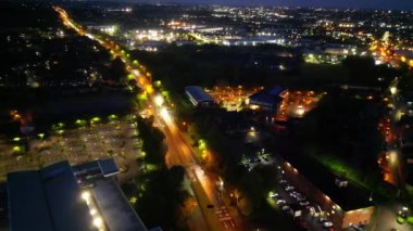 İngiltere 'nin başkenti Dudley Town, Batı Midlands' ın Merkez Metropolitan İlçesi Yüksek Açılı Gece Görüntüleri. 4 Mayıs 2024