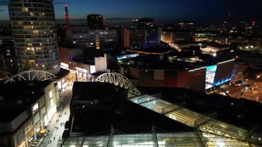 İngiltere 'nin Midlands, İngiltere' nin Merkez Birmingham şehrinin en güzel hava manzarası. 30 Mart 2024