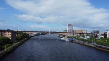 Merkezi Glasgow şehri İskoçya 'nın havadan görünüşü. 5 Haziran 2024