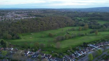 Günbatımında İngiltere 'de Sheffield, İngiltere' de bulunan Beauchief Residential Homes 'un hava görüntüsü. 30 Nisan 2024