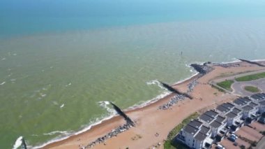İngiltere 'nin Eastbourne Okyanus Kenti Okyanusu' nun En Güzel Turistik Cazibesi Deniz Cephesi ve Okyanusu Hava Manzarası. 10 Mayıs 2024