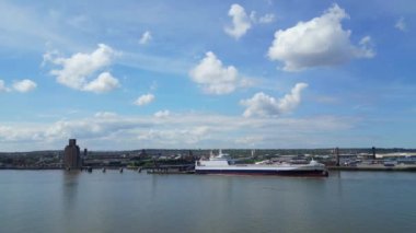 Liverpool Şehri 'nin Kuzeybatı İngiltere' deki Okyanus 'taki Hava Görüntüleri. Birleşik Krallık. 5 Mayıs 2024