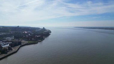 Liverpool Şehri 'nin Kuzeybatı İngiltere' deki Okyanus 'taki Hava Görüntüleri. Birleşik Krallık. 5 Mayıs 2024