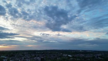 Güzel İngiliz Liman ve Rıhtım Şehri Southampton, Güney İngiltere Sahili, İngiltere. Yüksek Açılı Drone 'un Kamera Görüntüsü 17 Mayıs 2024' te Çekildi