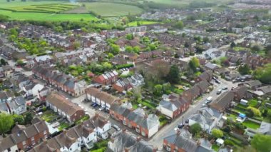 Güneydoğu İngiltere 'nin tarihi Canterbury şehrinin hava görüntüleri. 20 Nisan 2024, Yüksek Açılı Görüntü İHA 'nın Yüksek İrtifa Kamerasıyla Yakalandı