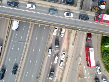 Brent Cross 'un Batı Hendon Londra Şehri, Birleşik Krallık, Yüksek Açı Drone' un Kamera Görüntüsü 12 Nisan 2024 'te Orta Yükseklikten çekildi..