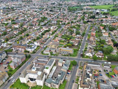 İngiltere 'nin Deniz Kenti' ndeki Merkez Clacton 'ın En Güzel ve Çekici İngiliz Turist Çekimi Yüksek Açı Manzarası. Hava Görüntüleri 21 Mayıs 2024 'te çekildi.