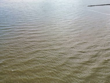 İngiltere 'nin Deniz Kenti' ndeki Merkez Clacton 'da, En Güzel ve Çekici İngiliz Turist Çekimi' nin Hava Manzarası. Yüksek Açılı Kamera 21 Mayıs 2024 'te İHA' nın Kamerasıyla çekildi.