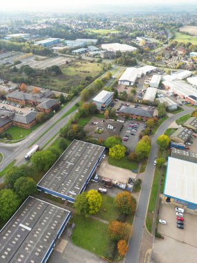 İngiltere 'nin Northampton şehrinin yüksek açılı görüntüsü, İHA' nın Kamerasının Hava Konutları Görüntüsü 25 Ekim 2023 'te Orta Yüksek İrtifa' dan çekildi.