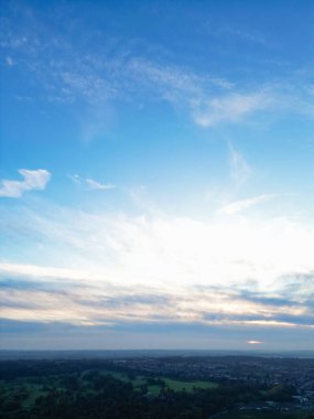 İngiltere 'nin Görkemli Kırsal Arazisi' ndeki İngiliz Tarım Çiftlikleri İngiltere 'nin Büyük Britanya' sı. Görüntü İHA 'nın Kamerasıyla Yakalandı